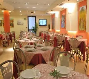 Palace Due Ponti מלון 3*
